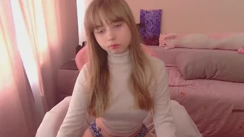 Snapshot of olivia_grr chatting on June 3, 2026, 10:51 am Olivia online show from June 3, 2026, 10:51 am