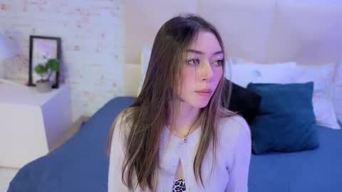 olivia online show from October 30, 2025, 5:42 am