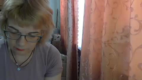 Olivia Mia online show from May 29, 2026, 8:12 am