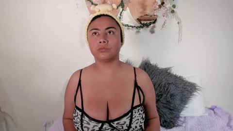 Snapshot of olivia_morrys chatting on December 13, 2024, 11:02 am Olivia happyness online show from December 13, 2024, 11:02 am