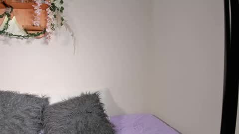 Snapshot of olivia_morrys chatting on January 17, 2025, 11:29 pm Olivia happyness online show from January 17, 2025, 11:29 pm
