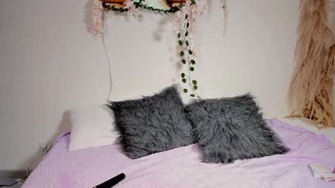 Snapshot of olivia_morrys chatting on February 1, 2025, 3:39 pm Olivia happyness online show from February 1, 2025, 3:39 pm