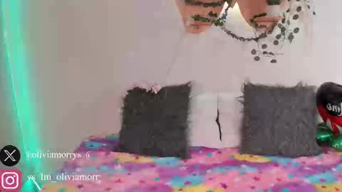 Snapshot of olivia_morrys chatting on October 14, 2025, 10:10 pm Olivia happyness online show from October 14, 2025, 10:10 pm