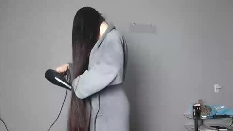 Olivia online show from November 5, 2025, 2:44 am