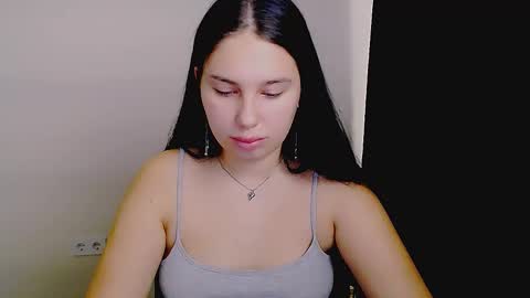 Snapshot of olivia_red_ chatting on September 13, 2025, 2:55 am Olivia online show from September 13, 2025, 2:55 am