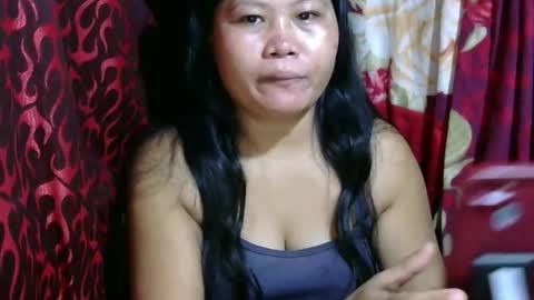 olivia_z online show from April 15, 2026, 12:34 pm