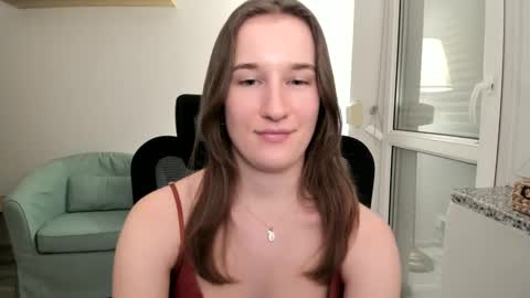 Oliwiaa2004 online show from December 5, 2024, 10:45 pm