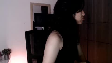 Snapshot of oliviaaa__ chatting on January 18, 2025, 10:39 pm oliviaaa__ online show from January 18, 2025, 10:39 pm