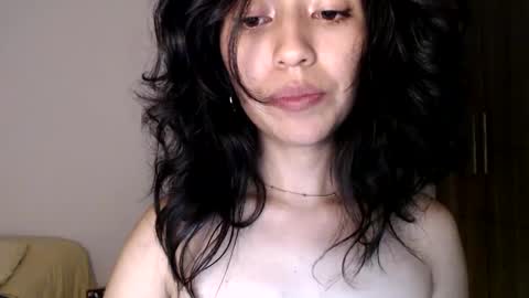 Snapshot of oliviaaa__ chatting on February 22, 2025, 1:11 am oliviaaa__ online show from February 22, 2025, 1:11 am