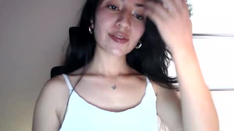 Snapshot of oliviaaa__ chatting on September 16, 2025, 8:54 pm oliviaaa__ online show from September 16, 2025, 8:54 pm