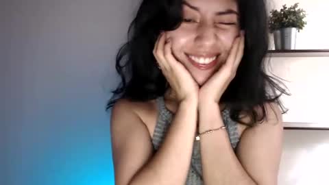 oliviaaa__ online show from October 2, 2025, 9:11 pm