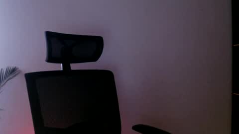oliviaaa__ online show from July 17, 2026, 9:08 pm