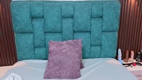 oliviabonnie online show from March 3, 2026, 7:09 pm