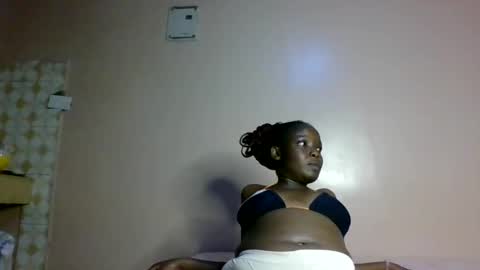 Snapshot of oliviah_1 chatting on October 13, 2025, 10:32 pm oliviah_1 online show from October 13, 2025, 10:32 pm