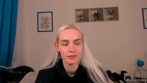 Snapshot of oliviahappy chatting on May 18, 2026, 6:58 pm oliviaBeauty online show from May 18, 2026, 6:58 pm