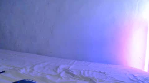 oliviajohnson20 online show from October 8, 2025, 2:09 am