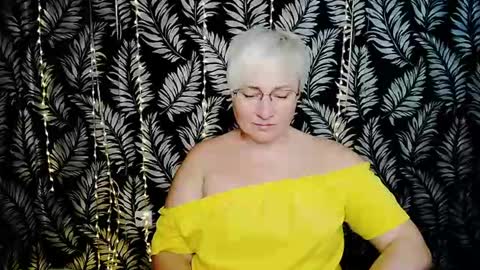 Kelly online show from July 2, 2026, 10:32 am