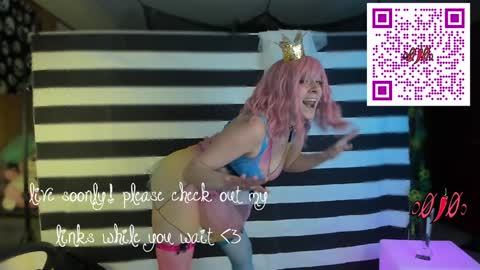 Olivia Owens online show from October 31, 2025, 3:51 am