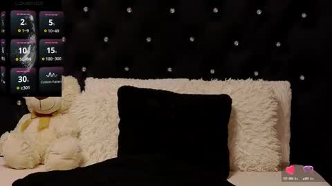 Olivia online show from February 28, 2025, 5:26 am