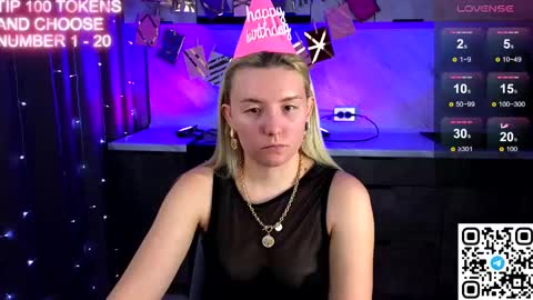 Snapshot of oliviashepard chatting on December 2, 2024, 4:09 am oliviashepard online show from December 2, 2024, 4:09 am