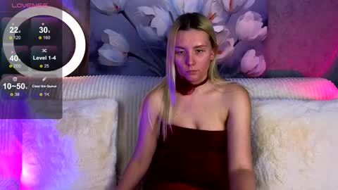 Snapshot of oliviashepard chatting on January 15, 2025, 1:20 pm oliviashepard online show from January 15, 2025, 1:20 pm