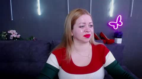 Oliviaverr online show from May 2, 2026, 12:21 pm
