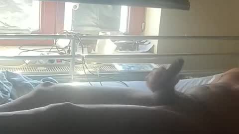 olivier_21 online show from April 14, 2026, 2:56 pm