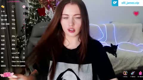 ollie_jamess online show from February 10, 2026, 6:56 pm