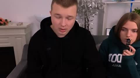 Snapshot of ollistiw chatting on October 13, 2025, 8:14 am Olli and Stiw online show from October 13, 2025, 8:14 am