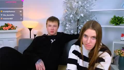 Olli and Stiw online show from December 18, 2025, 8:20 am