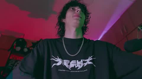     online show from October 24, 2025, 12:30 am