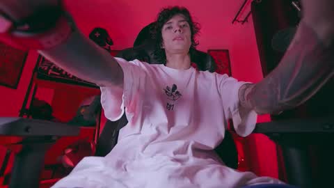     online show from February 3, 2026, 2:32 am