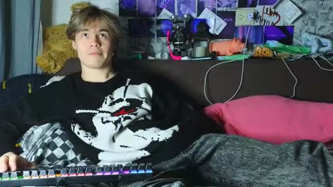 Tony online show from February 3, 2025, 7:52 pm