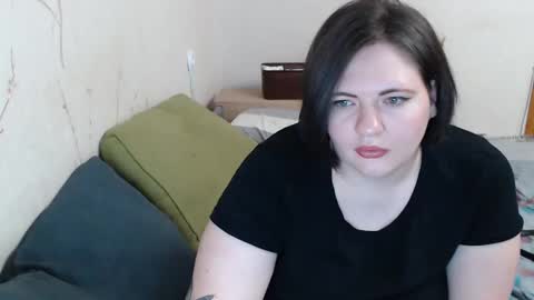 Snapshot of olyaandnetty chatting on February 22, 2025, 5:35 pm OlyaAndNetty online show from February 22, 2025, 5:35 pm