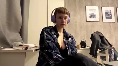 Eva online show from May 24, 2026, 9:47 am
