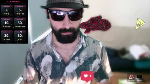 Snapshot of ona_nisme chatting on October 5, 2025, 4:38 pm ona nisme online show from October 5, 2025, 4:38 pm