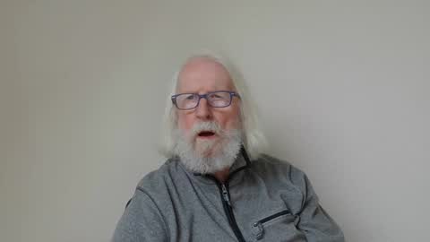 Snapshot of onanister chatting on December 30, 2024, 2:08 pm Somewhere over the rainbow online show from December 30, 2024, 2:08 pm