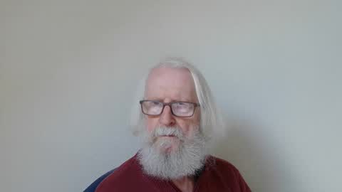 Snapshot of onanister chatting on October 10, 2025, 1:21 pm Somewhere over the rainbow online show from October 10, 2025, 1:21 pm