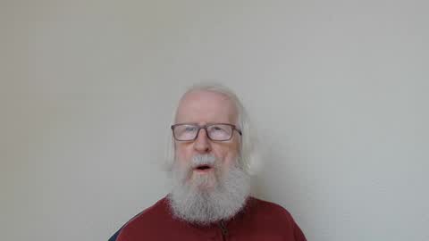 Snapshot of onanister chatting on October 31, 2025, 8:04 am Somewhere over the rainbow online show from October 31, 2025, 8:04 am