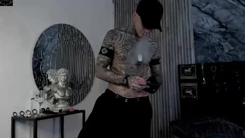     ... online show from October 22, 2025, 7:46 pm