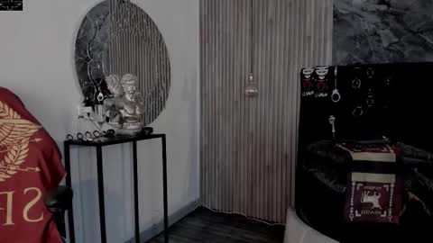     ... online show from October 28, 2025, 8:11 pm