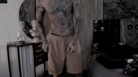     ... online show from November 3, 2025, 3:52 am