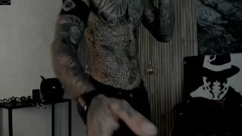     ... online show from December 18, 2025, 4:18 am