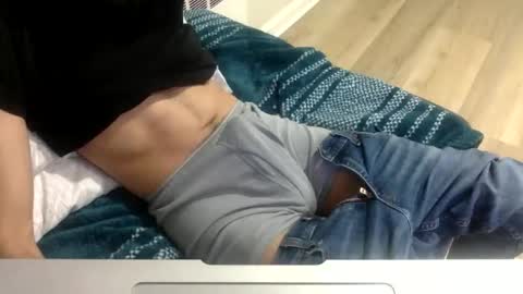 onehitwonder21 online show from January 16, 2026, 1:42 am