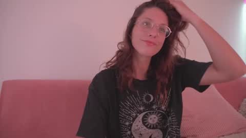 Snapshot of onelittlemermaid chatting on September 10, 2025, 9:15 pm Ariel online show from September 10, 2025, 9:15 pm