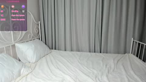 Snapshot of onemoreecall chatting on February 5, 2025, 2:05 pm Lexi online show from February 5, 2025, 2:05 pm