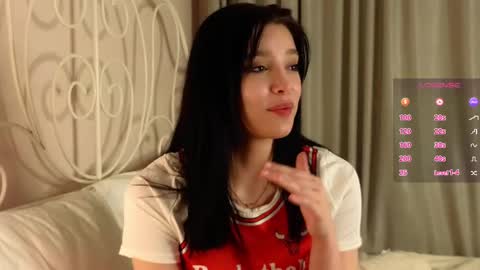 Snapshot of onemoreecall chatting on February 10, 2025, 3:32 pm Lexi online show from February 10, 2025, 3:32 pm