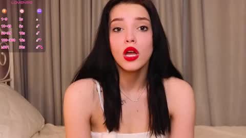 Snapshot of onemoreecall chatting on February 14, 2025, 1:18 pm Lexi online show from February 14, 2025, 1:18 pm