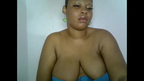 oneofdbestchubbygaloncb online show from May 7, 2026, 3:12 am