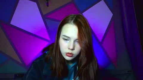 onessandra online show from September 9, 2025, 1:27 am